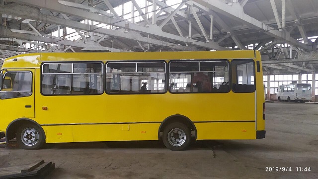 В Херсоне отремонтировали только что купленную б/у маршрутку