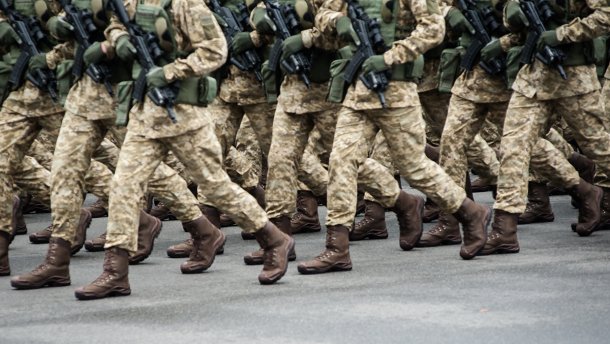 Збройним силам українці довіряють більше, ніж президентові Збройним силам українці довіряють більше, ніж президентові