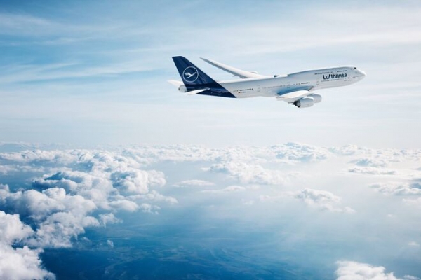 
Lufthansa возобновила ночную стоянку в Украине
