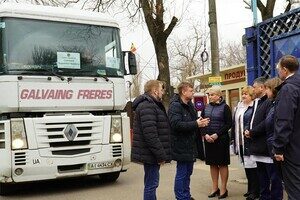 Больницы Одесской области получили гуманитарную помощь из Молдовы Больницы Одесской области получили гуманитарную помощь из Молдовы
