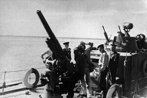 Баррикады, разрушения и оккупация: Одесса во время Второй мировой войны в фотографиях Баррикады, разрушения и оккупация: Одесса во время Второй мировой войны в фотографиях