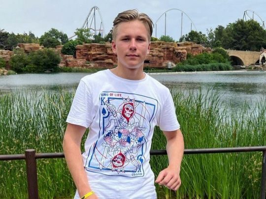 Шайба вбила російського хокеїста: подробиці трагедії (відео)