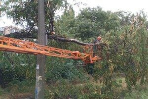 На Одессу снова обрушилась непогода: какие улицы затопило На Одессу снова обрушилась непогода: какие улицы затопило