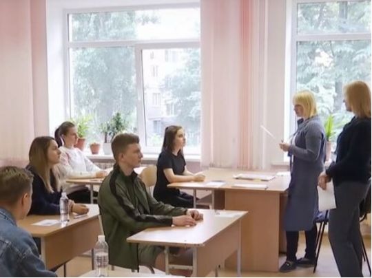 Потрібно встигнути: у МОН назвали дату, до якої випускники з тимчасово окупованих територій можуть вступити до вузів України