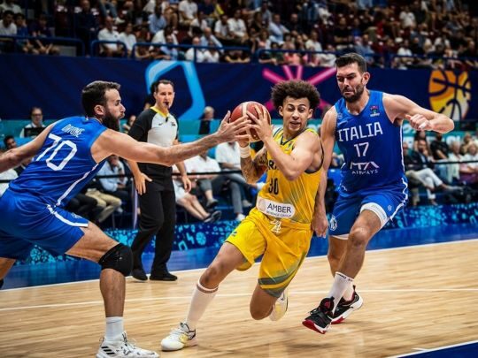 Україна сенсаційно перемогла Італію та&nbsp;пробилася до&nbsp;плей-оф Євробаскету-2022: відеоогляд матчу