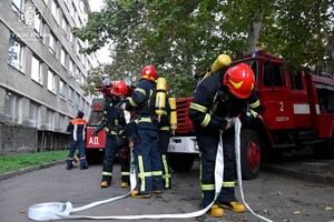 Пожар в Политехе и взрывоопасная находка: как прошли сутки у одесских спасателей