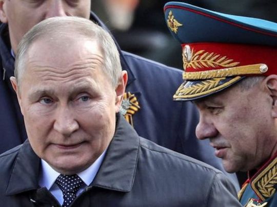 &laquo;Армія сильніша за&nbsp;ФСБ&raquo;: експерт пояснив чому путін не&nbsp;звільнить Шойгу