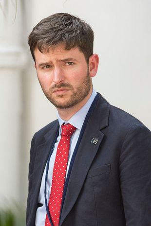 Король Чарльз нагородив помічника, який назвав Меган Маркл &laquo;задиракою&raquo;,&nbsp;&mdash; ЗМІ