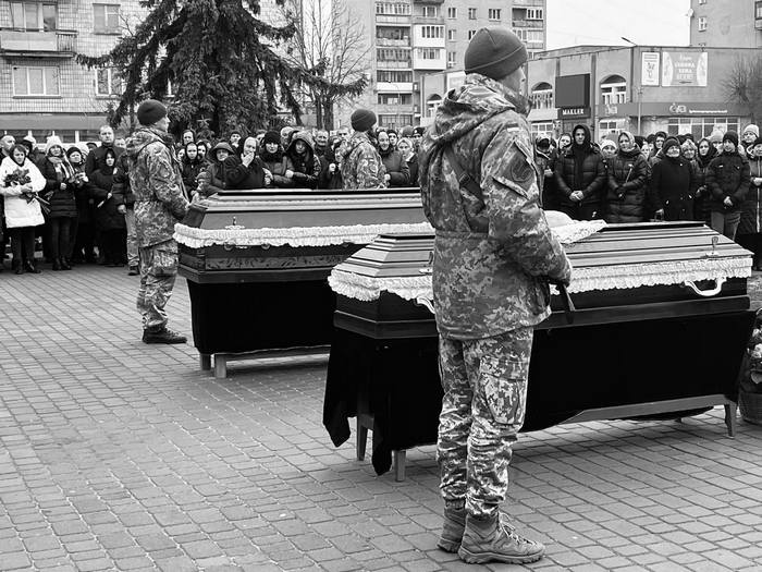 Військовослужбовці батько та&nbsp;син загинули в&nbsp;один день: подвійна трагедія на&nbsp;Волині