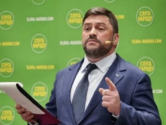 Депутат Київради від &laquo;слуг народу&raquo; Трубіцин, який попався на&nbsp;здирництві, вимагав хабар у&nbsp;директора школи&nbsp;&mdash; ЗМІ