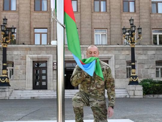 Алієв особисто підняв прапор Азербайджану в&nbsp;Степанакерті