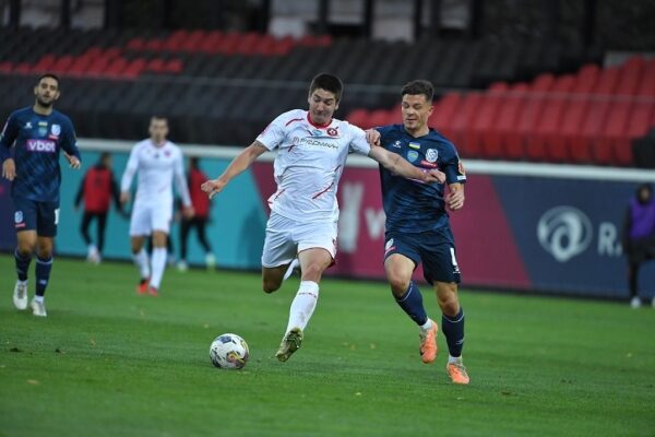 Футбол. &laquo;Кривбас&raquo; - &laquo;Чорноморець&raquo; - 1:0
