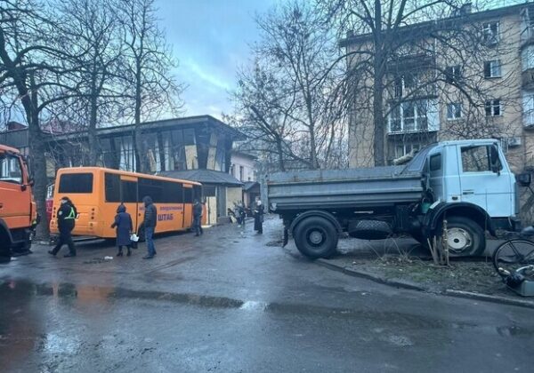 Атака "шахедами" по Одессе повредила 15 домов: где развернули оперативные штабы для помощи (обновлено)