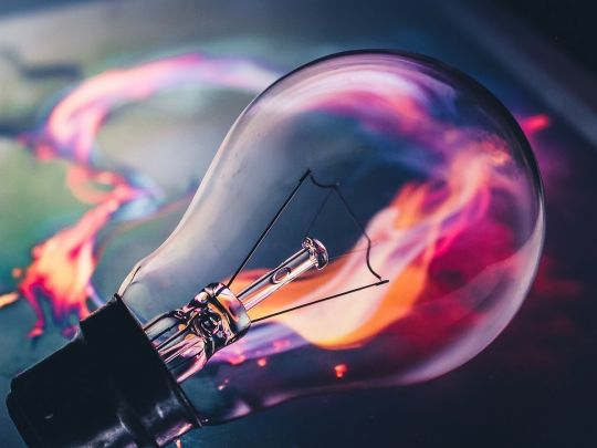Шахраї вирішили нажитися на&nbsp;обміні лампочок в&nbsp;Україні: &laquo;Укренерго&raquo; виступило із&nbsp;попередженням