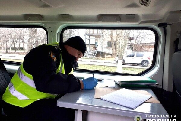 В Одесской области нашли мертвого мужчину в военной форме: его жестоко убили