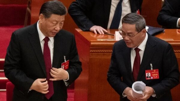 Растущая концентрация власти в руках Си Цзиньпина: мир не обмануть Растущая концентрация власти в руках Си Цзиньпина: мир не обмануть