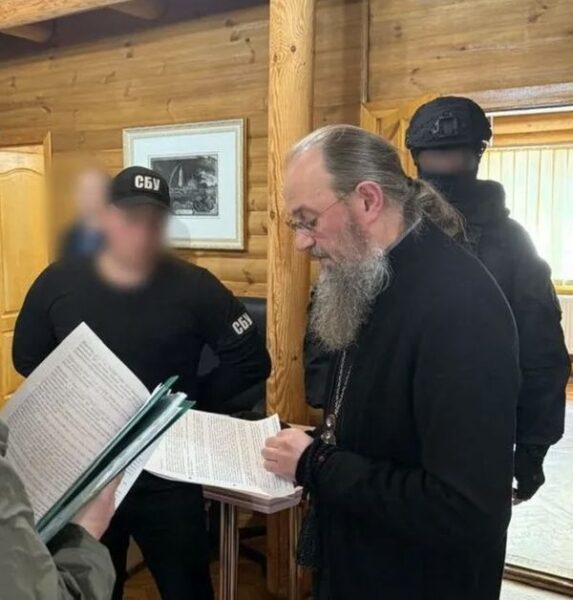 Завітала &laquo;служба божа&raquo;: СБУ та&nbsp;Нацполіція провели обшуки у&nbsp;Київській митрополії УПЦ московського патріархату