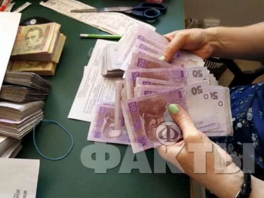 Хто має право на&nbsp;пенсію при стажі в&nbsp;10 років і&nbsp;скільки буде отримувати