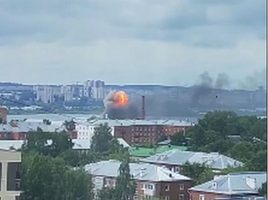 Дрони уразили електромеханічний завод у&nbsp;російському Іжевську (відео)