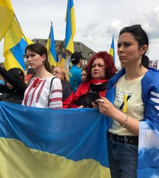 &laquo;Я&nbsp;брала інтерв&rsquo;ю у&nbsp;шести президентів України, а&nbsp;зараз порпаюся на&nbsp;барахолках за&nbsp;2000&nbsp;км від дому&raquo;: чим займаються українські біженці за&nbsp;кордоном
