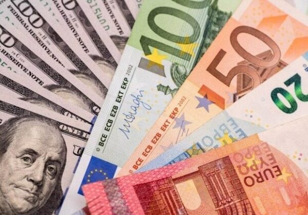 Курс валют в Украине 4 сентября 2025: сколько стоит доллар и евро