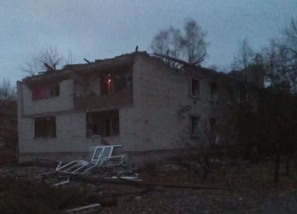 Росіяни атакували Київ балістикою: під удар потрапили три райони міста (фото, відео)