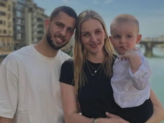 Відома тенісистка народила футболісту збірної другого сина (фото)