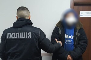 В Одессе мужчина поджег десяток мусорников: какое наказание ему грозит В Одессе мужчина поджег десяток мусорников: какое наказание ему грозит