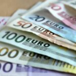 Чи встановить євро нові рекорди: що відбувається на валютному ринку України
