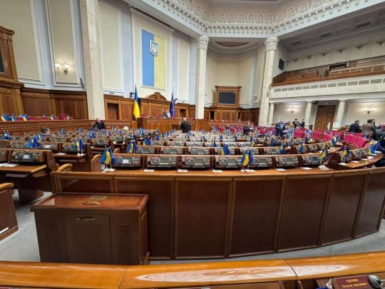 Криза в&nbsp;Раді: зал напівпорожній, слуг нема, голосування провалено&nbsp;&mdash; Гончаренко