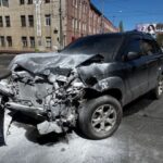 Столкнулся с тремя автомобилями: в Одессе в ДТП с участием военного пострадал человек