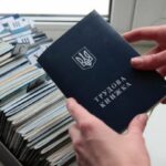 Як не втратити роки страхового стажу та оцифрувати трудову книжку: покрокова інструкція